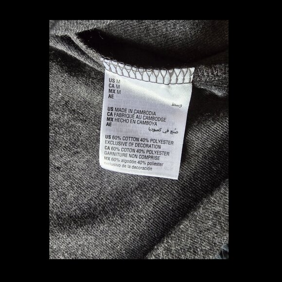 Women's Karen Scott Size Medium Long Sleeve Christmas Shirt, Excellent Condition - Picture 5 of 5